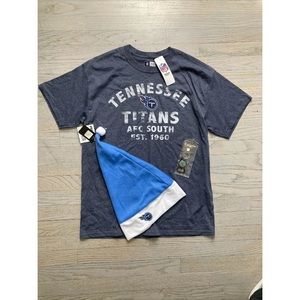 Tennessee Titans shirt size large bottle opener and Santa hat brand new